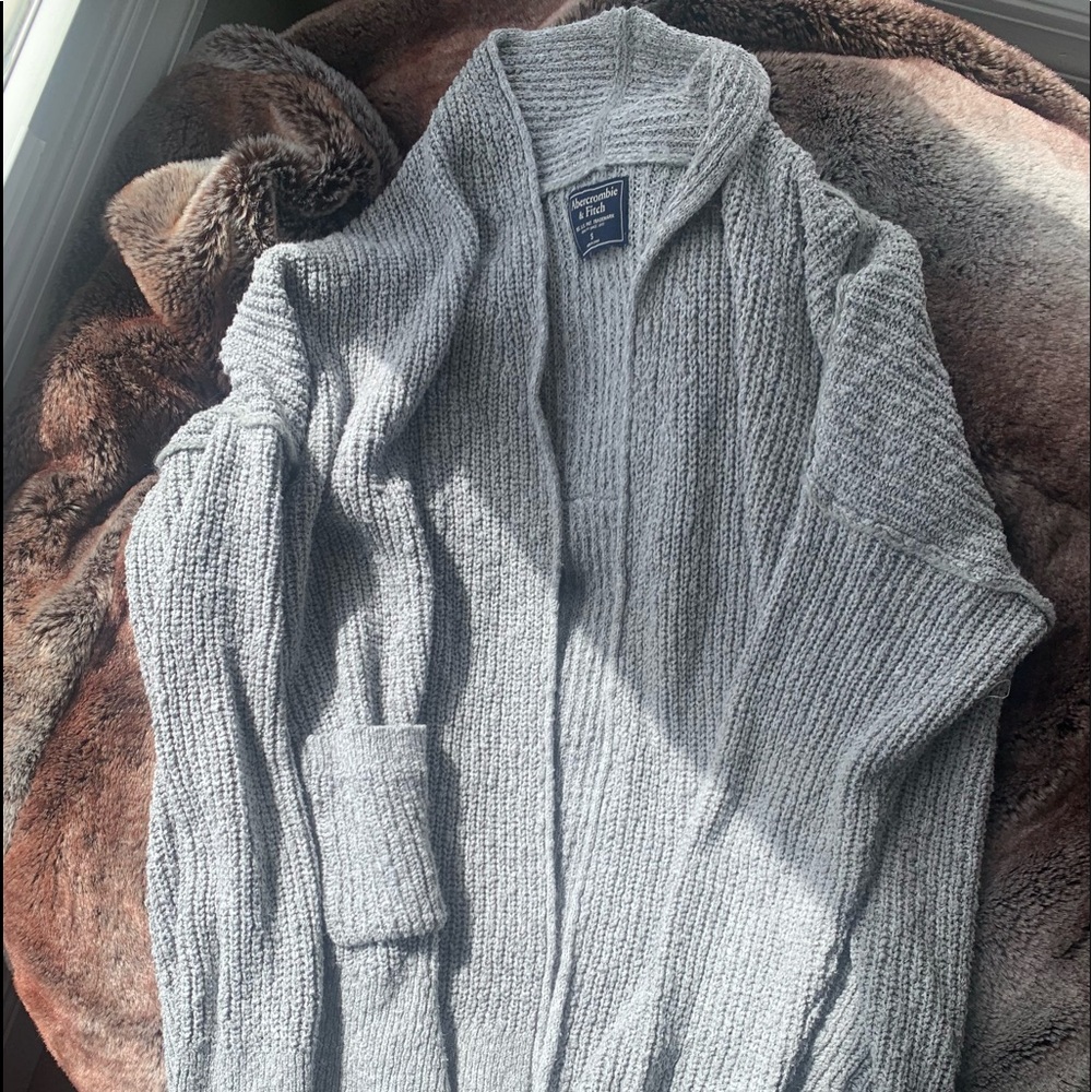 Abercrombie and Fitch Gray Cardigan